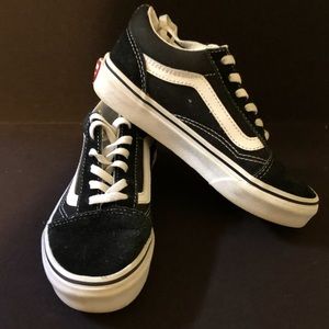 Girls Vans old school low top sneakers